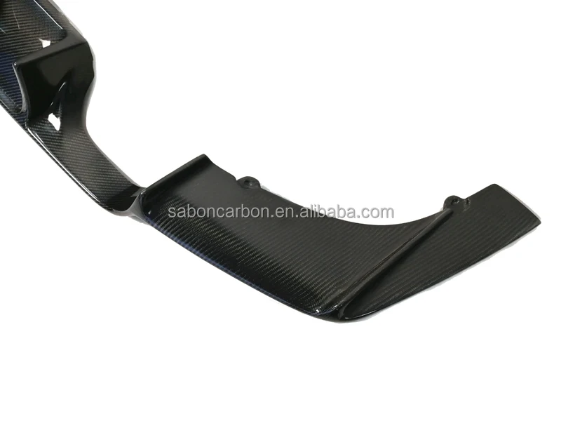 Vista posterior del difusor de carbono para BMW M3 M4
