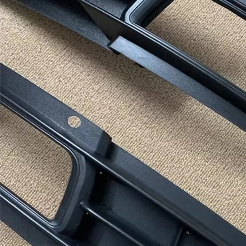 Moldura antiniebla delantera Audi A6L C6 2009-2011 - imagen 3
