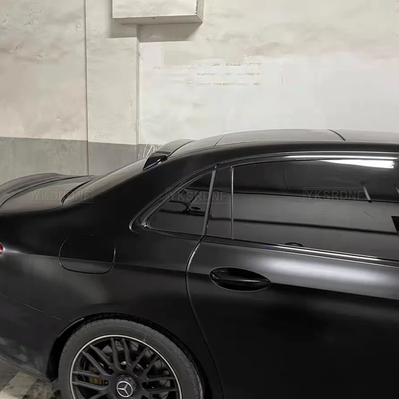 Alerón trasero negro brillante Mercedes Clase E W213 2016-2022 - imagen 3