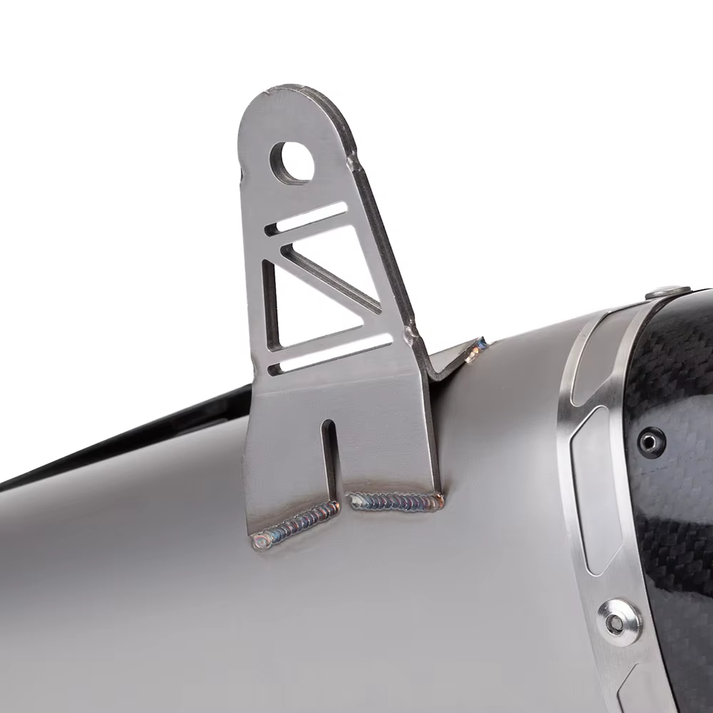 Detalle del sistema de escape para motocicleta