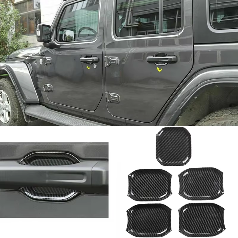 Detalle del embellecedor ABS para las puertas delanteras y traseras