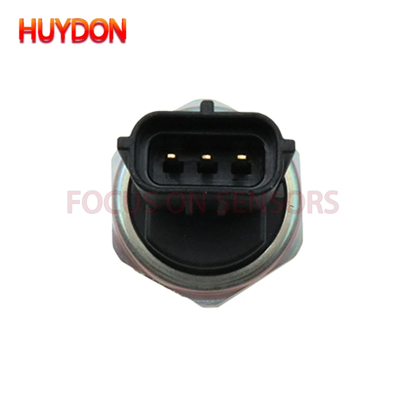 Sensor de presión 499000-6141 preparado para su montaje en motor diésel