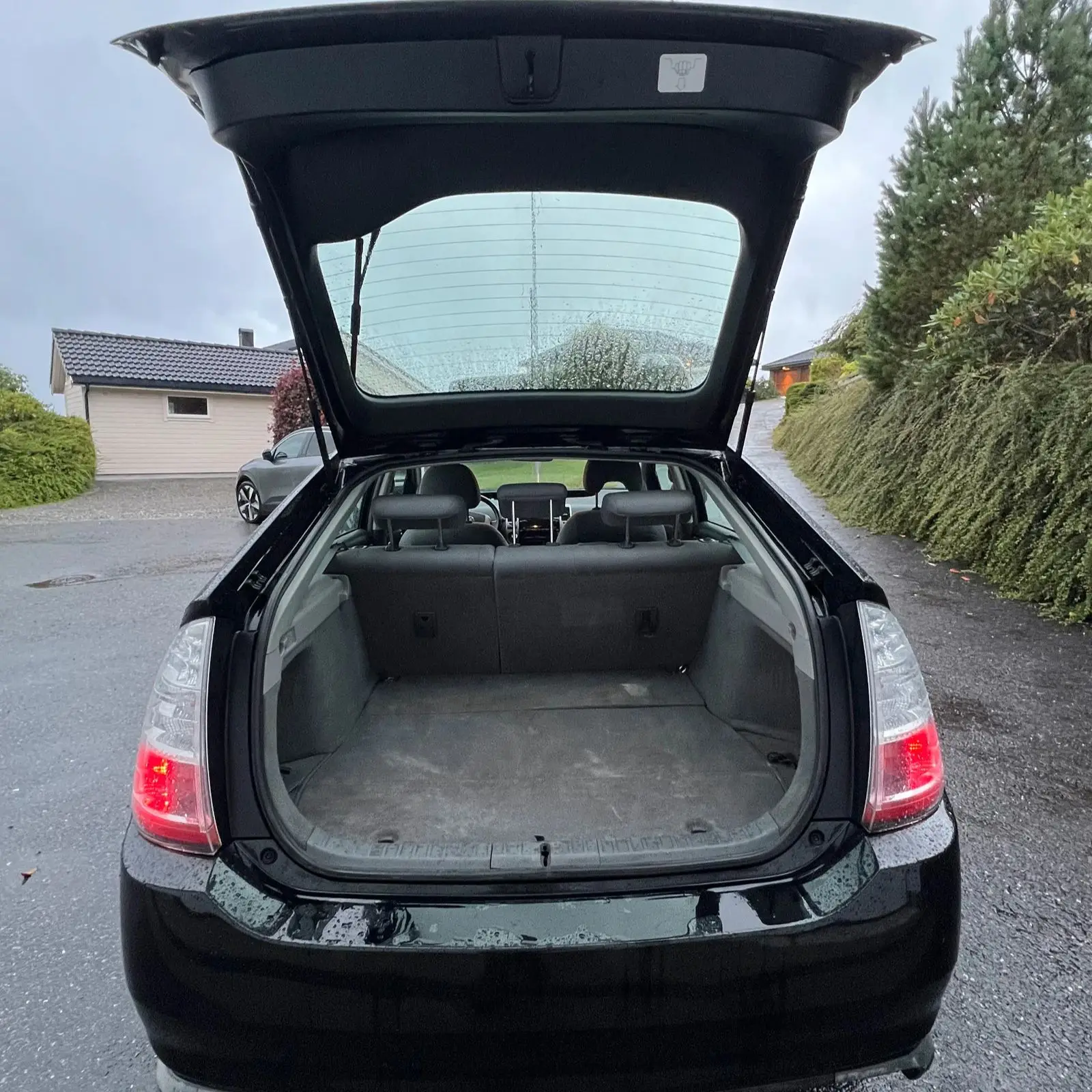 Amortiguador maletero automático con resorte – Toyota Prius XW20 2003-2009