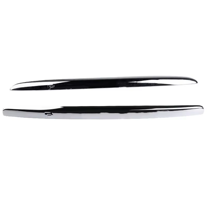 Moldura cromada matrícula trasera Peugeot 206 y 207