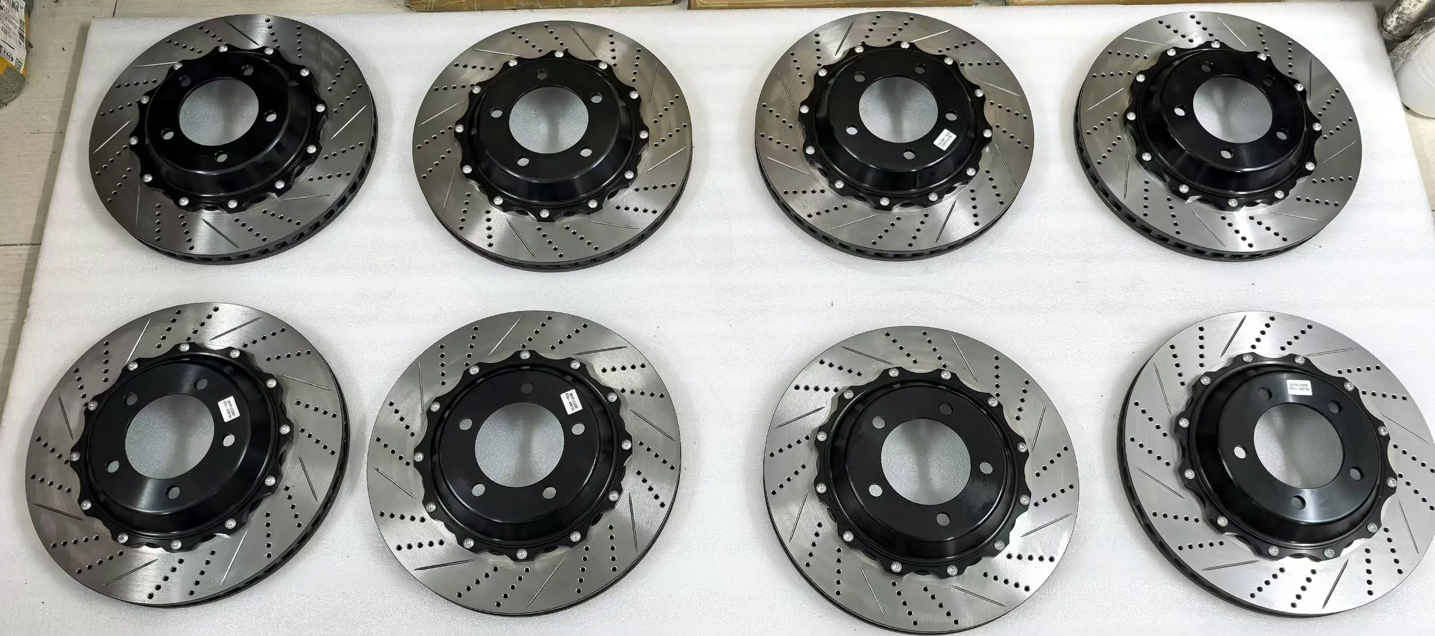 Kit pinzas de freno 6 pistones grandes delanteros Toyota Land Cruiser - imagen 5