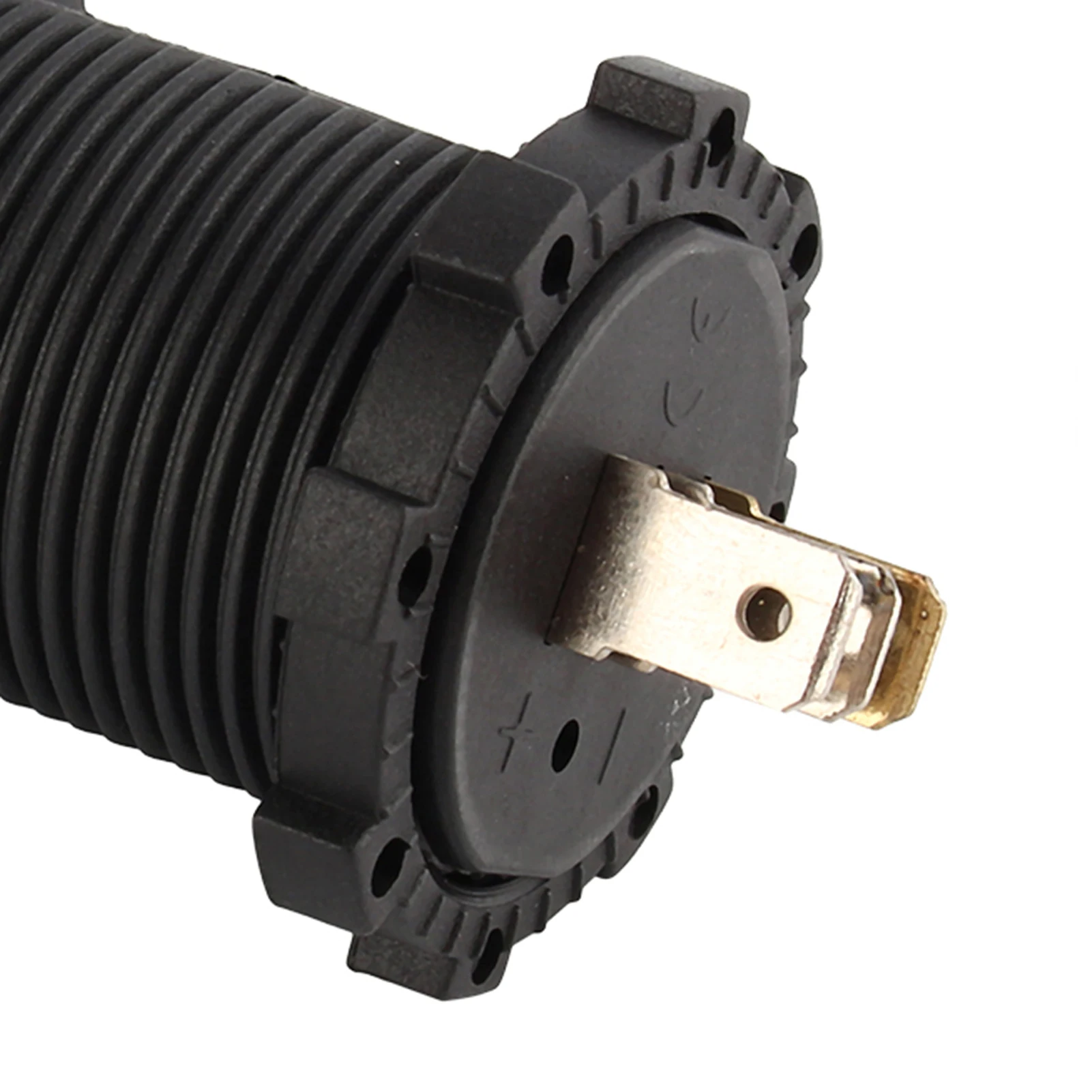 Voltímetro digital LED dual con amperímetro para coche y moto - imagen 4