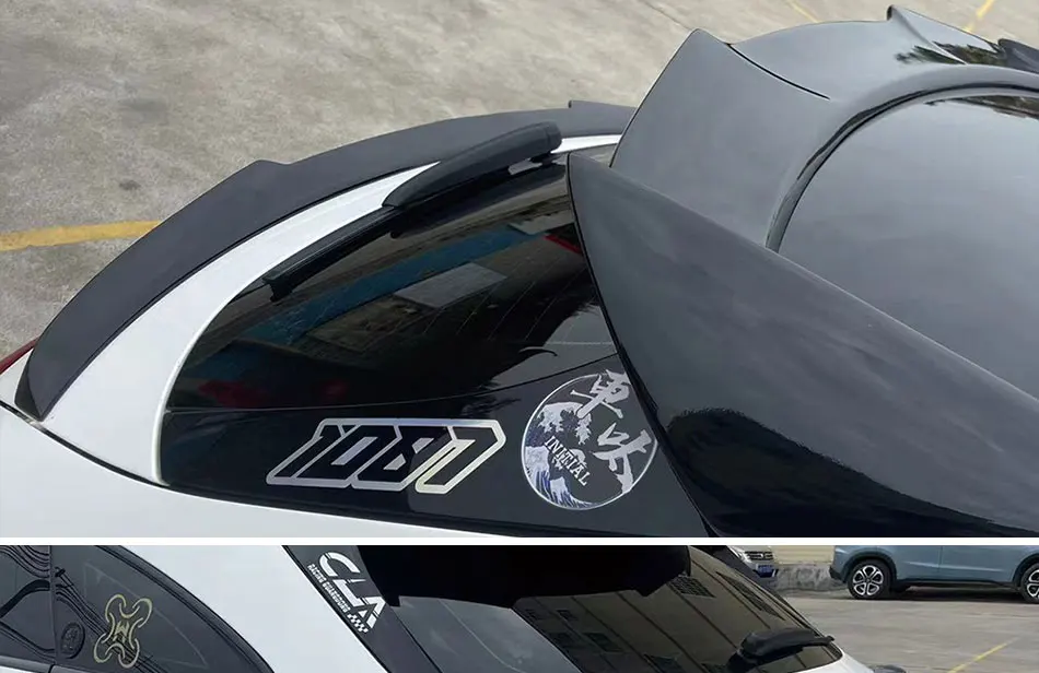 Detalle del alerón para maletero Mercedes-Benz CLA