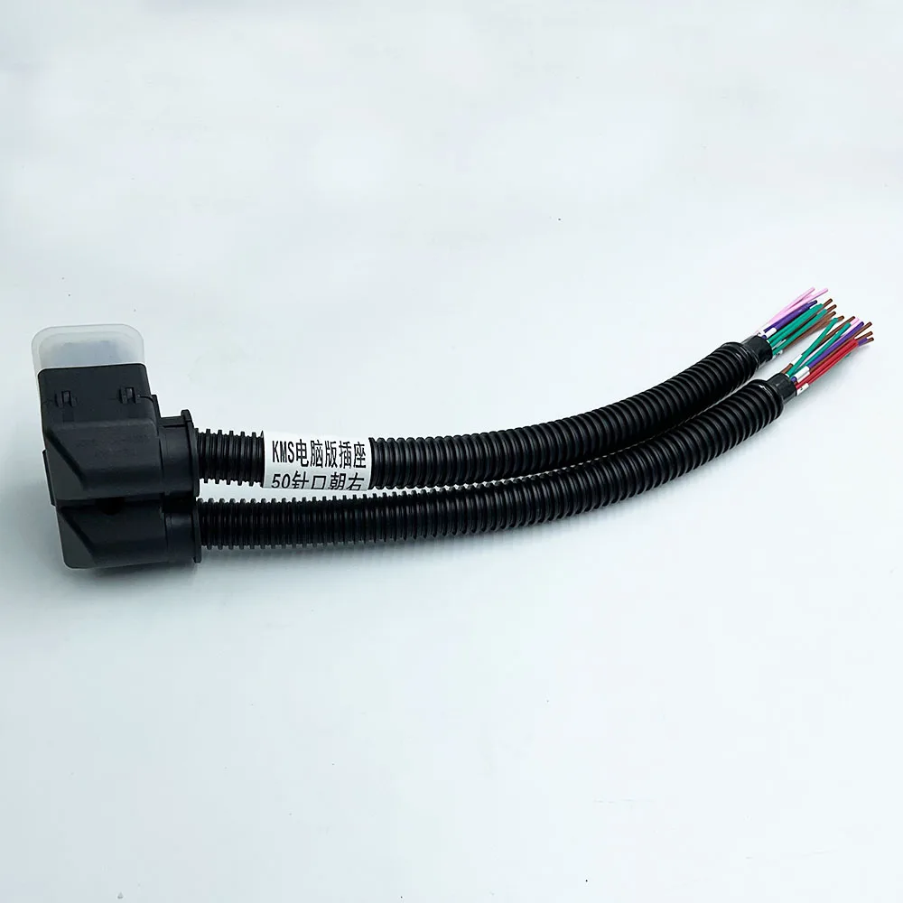 Conector compatible con montaje izquierdo y derecho