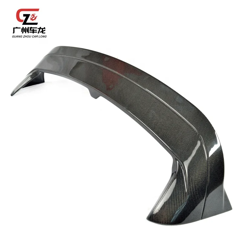 Alerón trasero de fibra de carbono VW Golf 8 GTI/R-Line 2021 - imagen 3