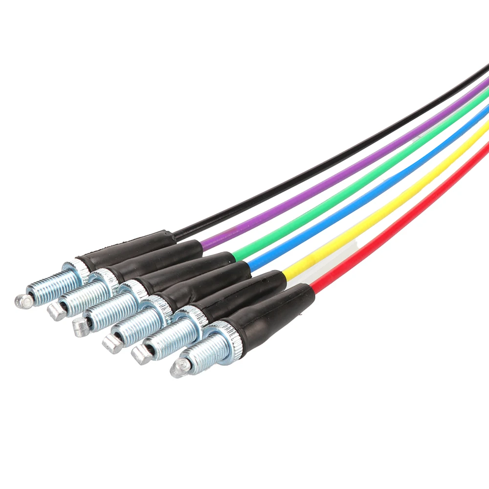 Detalle del cable de acero inoxidable con funda protectora
