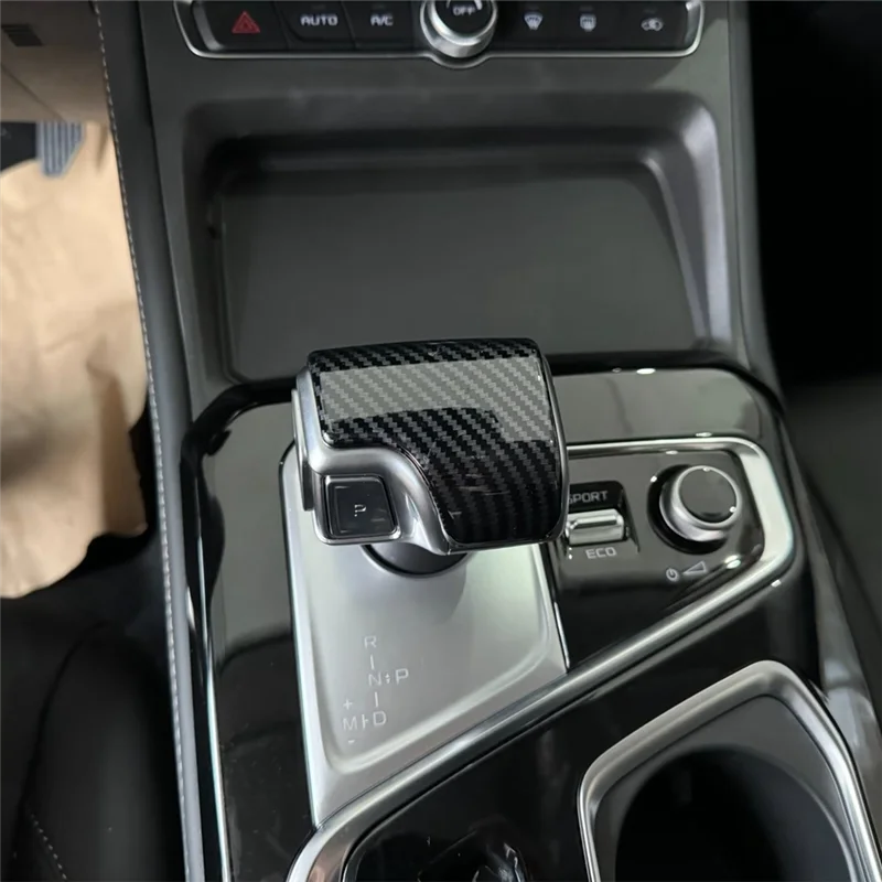 Isuzu D-Max Cubierta palanca de cambios fibra de carbono 2023-2024 LHD - imagen 4