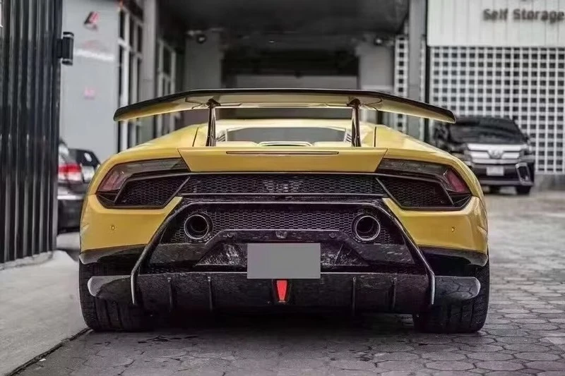 Kit parachoques delantero de carbono Lamborghini Huracán Performante - imagen 4