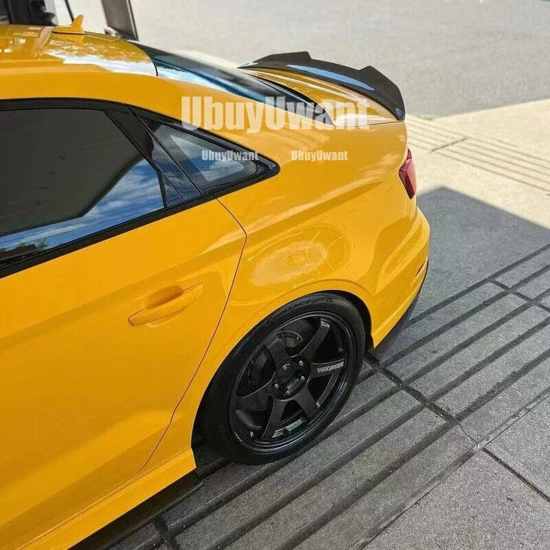 Otra vista del kit de carrocería para Audi A3 Sedan