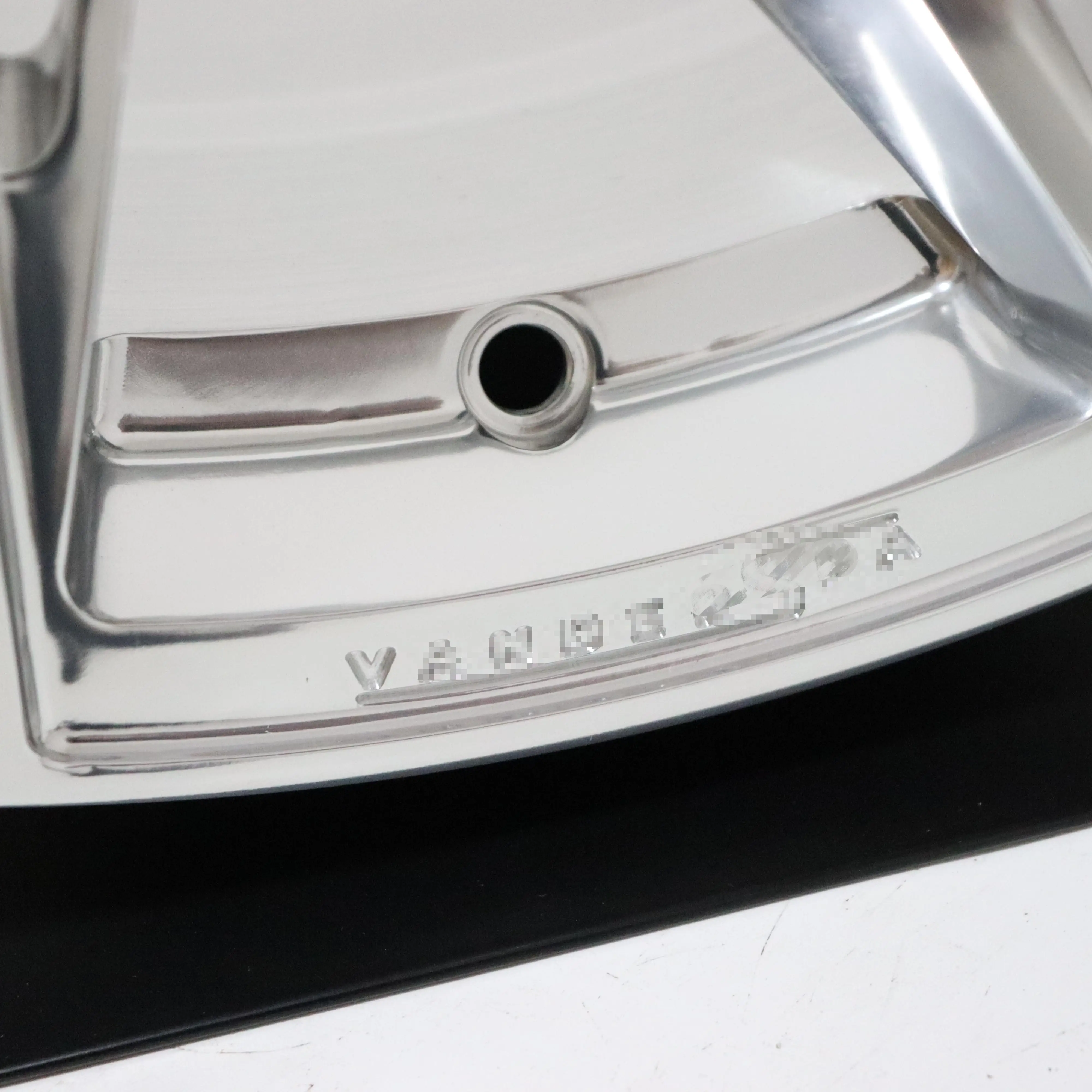 Llantas forjadas Xywheel pulidas rotacional – BMW Tesla Model 3 - imagen 4
