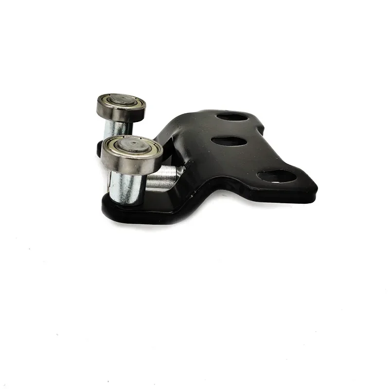 Rodillo guía central derecho para puerta corredera Ford Transit V363 - imagen 2