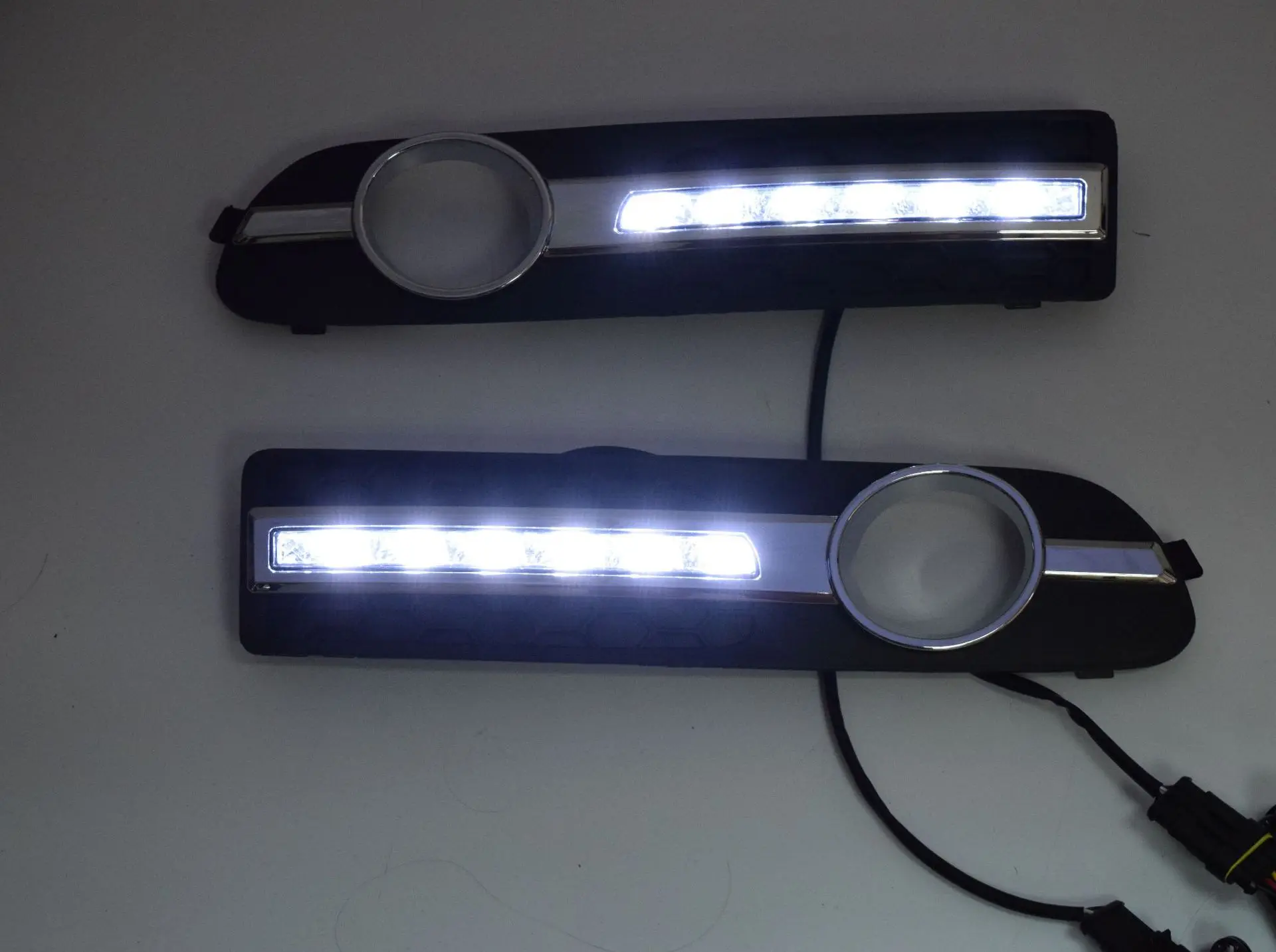 Detalle del diseño de las luces DRL