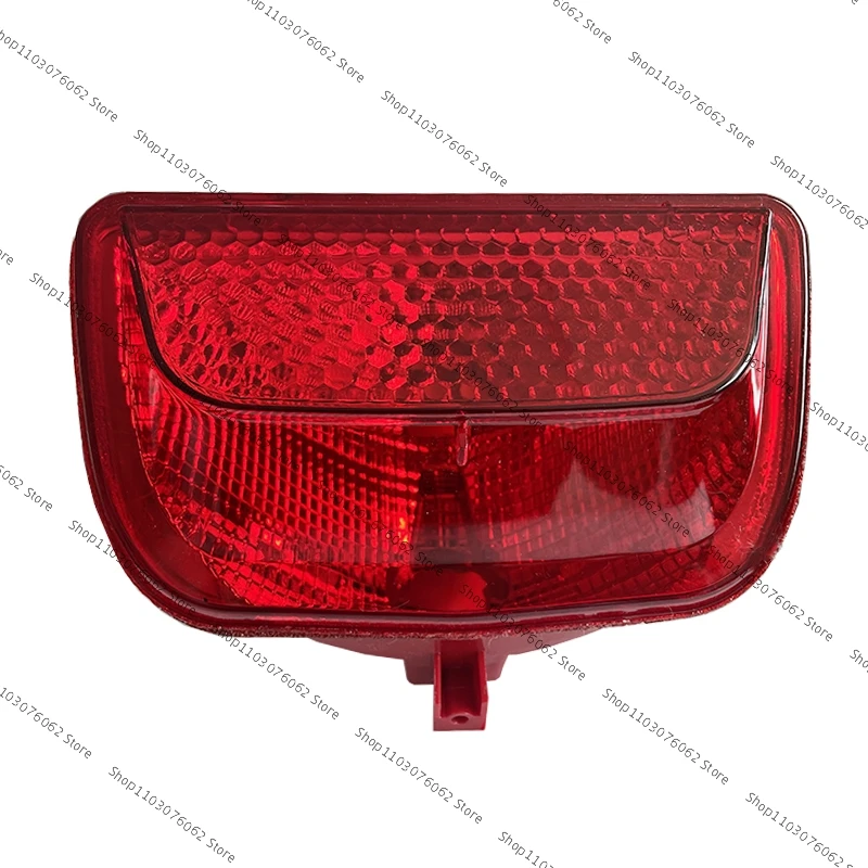 Piloto antiniebla trasero central Chevrolet Malibu 2012-2014 - imagen 2