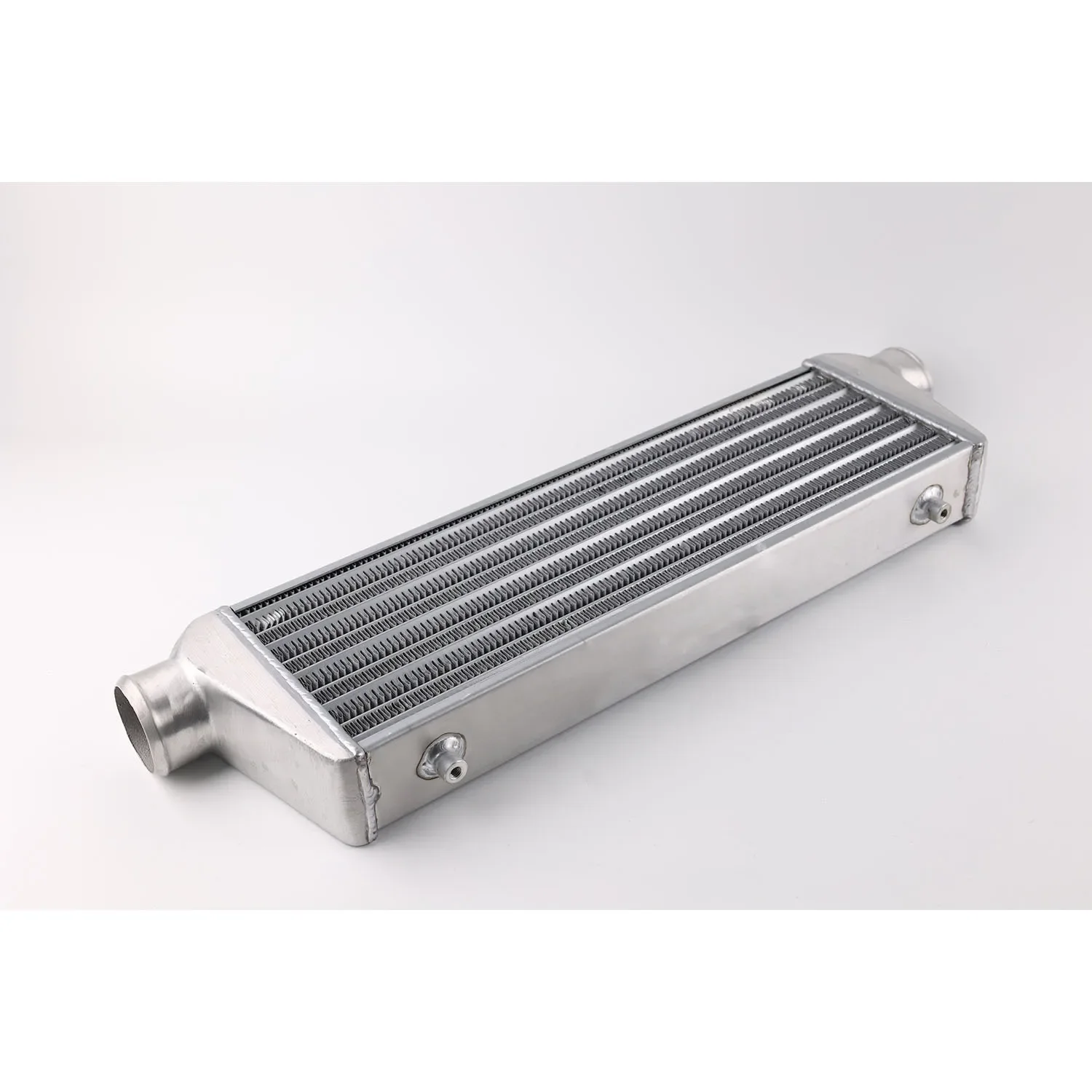 Intercooler frontal de barra y placa Turbo Universal 550x180x65mm OD63 - imagen 2