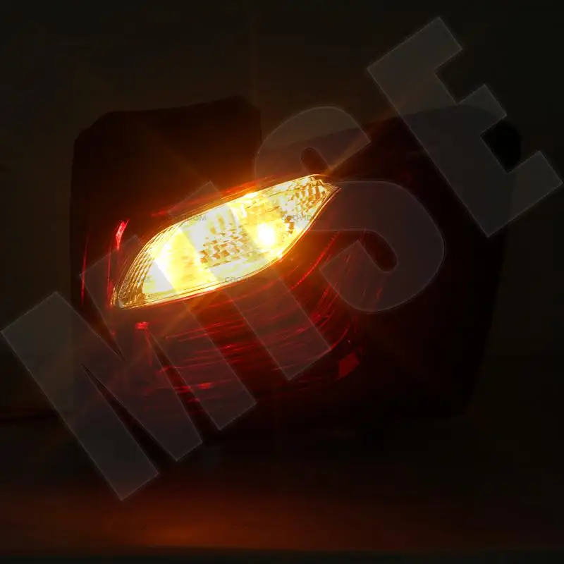 Luz trasera con freno y marcha atrás – Chevrolet Equinox 2018-2020 - imagen 5