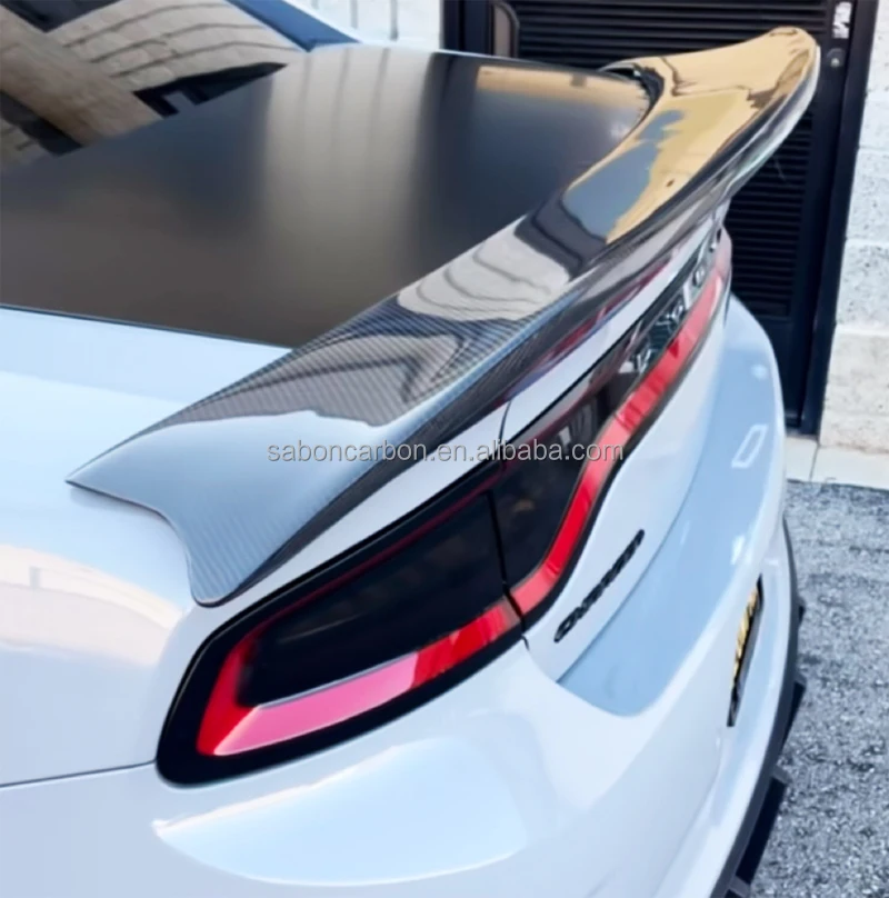 Alerón Ducktail fibra de carbono para Dodge Charger 2015-2021 Redeye - imagen 4