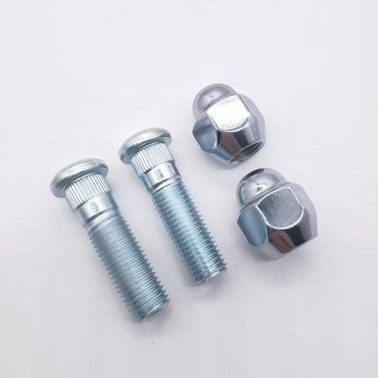 Tornillos y tuercas estriados para cubo de rueda Hyundai