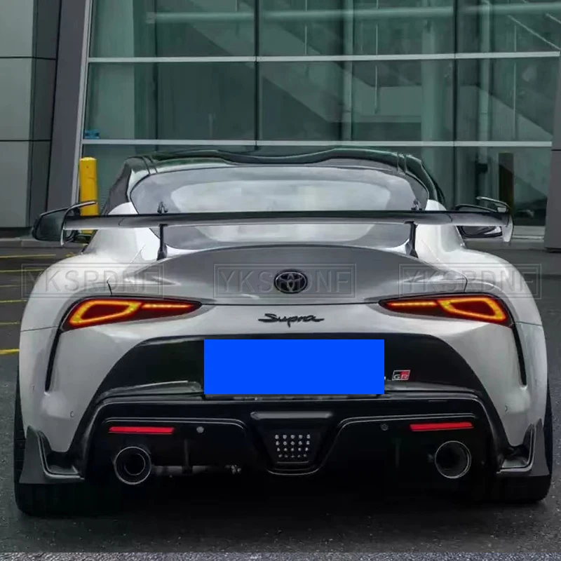Alerón trasero fibra de carbono negro brillante Toyota Supra A90/A91 - imagen 2
