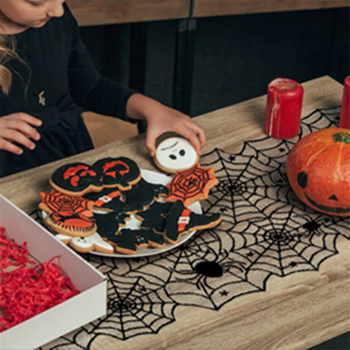 Decoración Halloween: tela araña, mantel y camino de mesa temático - imagen 4