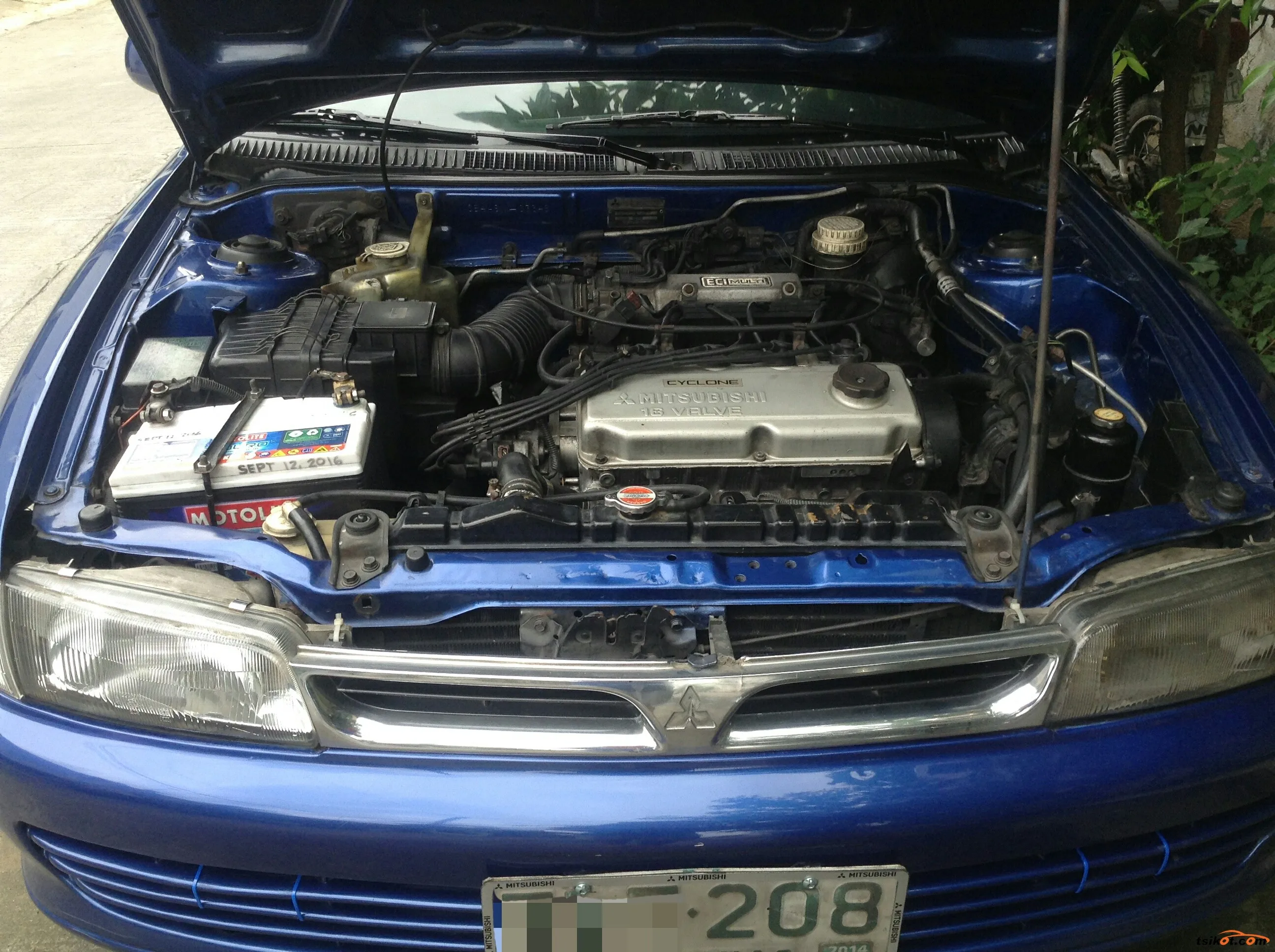 Amortiguador gas capó Mitsubishi Lancer EVO 1-3 92-96