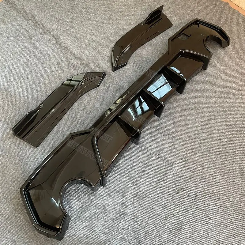 Detalle del acabado en fibra de carbono del difusor