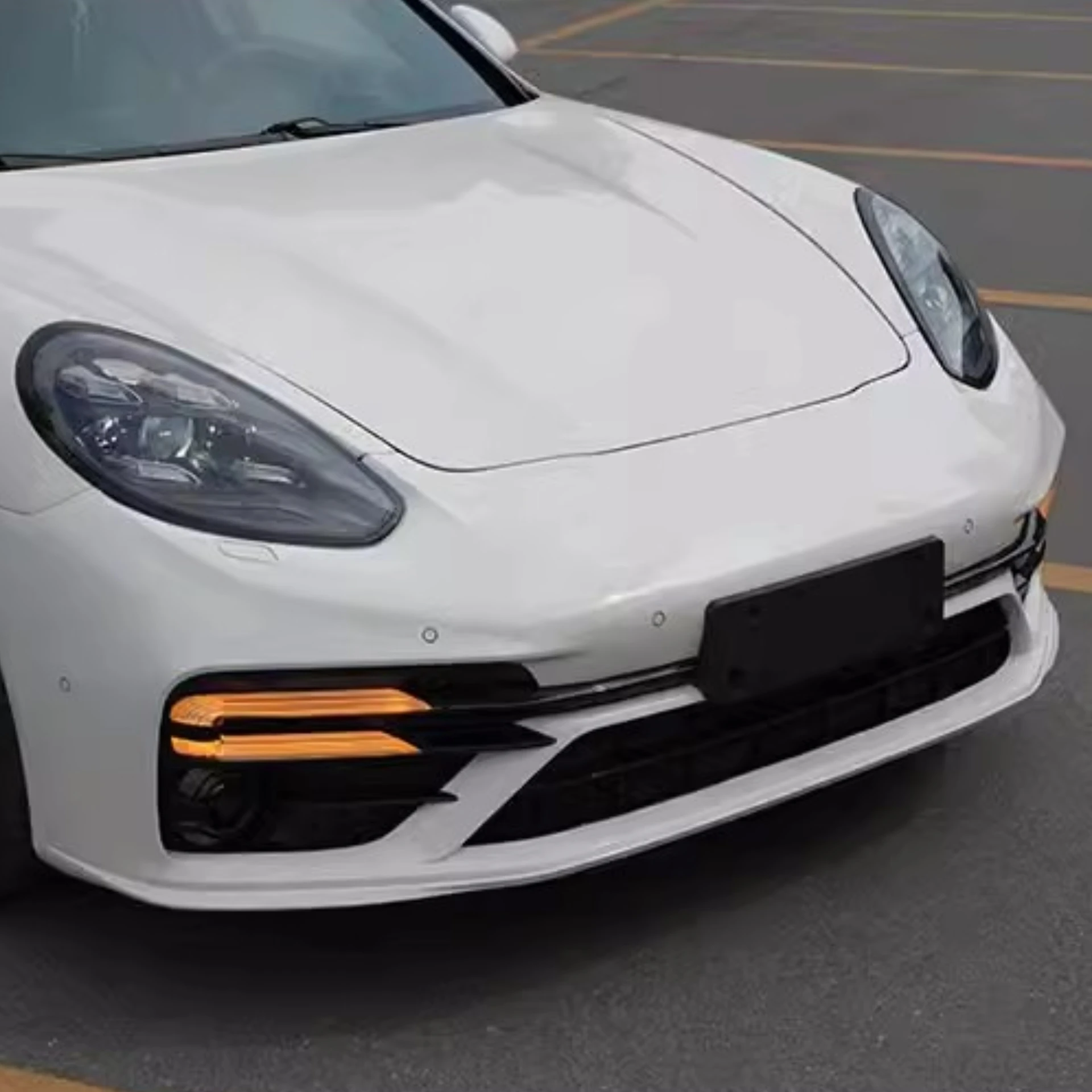 Faros y parachoques estilo 971 - otra vista