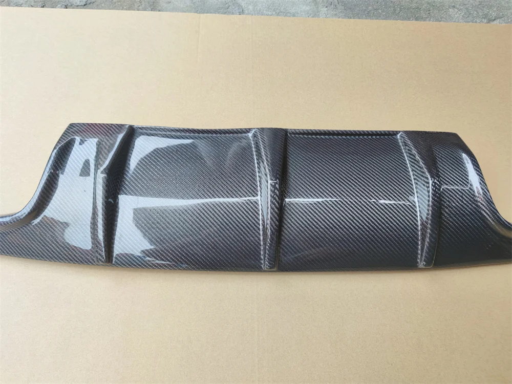 Difusor trasero AMG Style W209 para Mercedes CLK 2003 en adelante - imagen 5