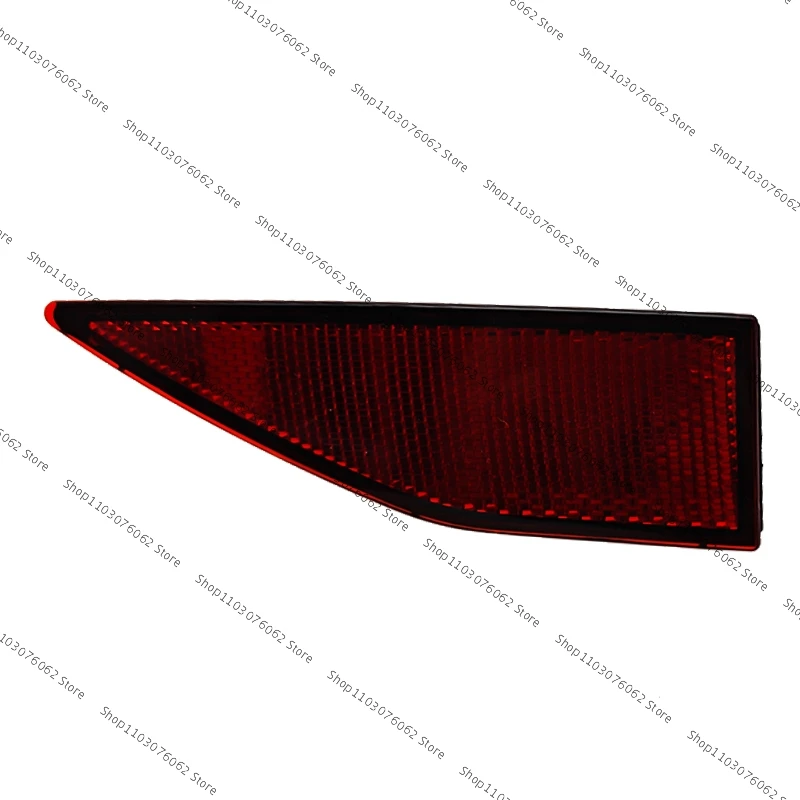 VW Touran L 2016-2018 Reflector de parachoques trasero – luz de freno - imagen 3