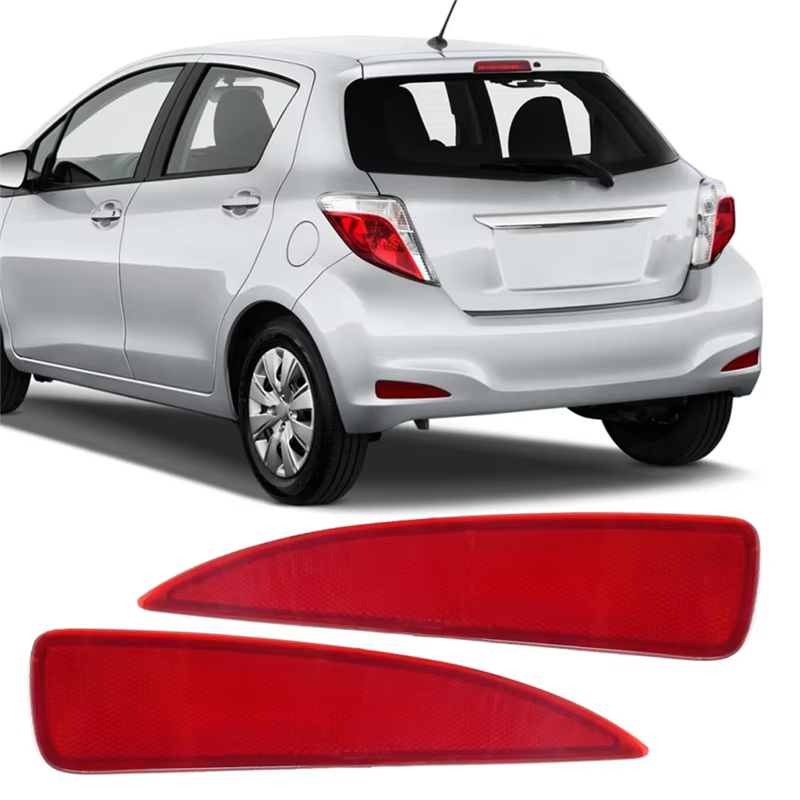 Reflectores de parachoques trasero Toyota Yaris 2012-2014 - imagen 2