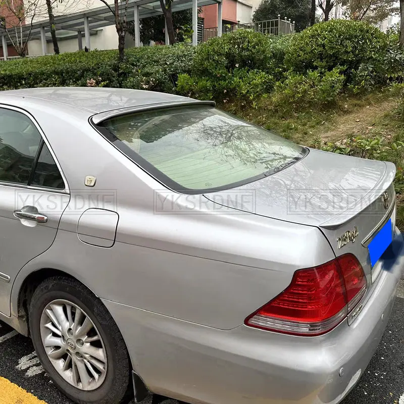Alerón de techo deportivo Toyota Crown Athlete