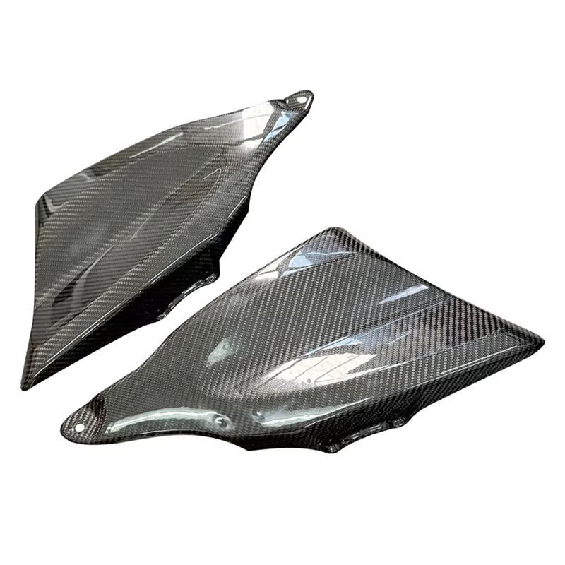 Cubiertas laterales de fibra de carbono para Yamaha MT-09 2021-2024 - imagen 3