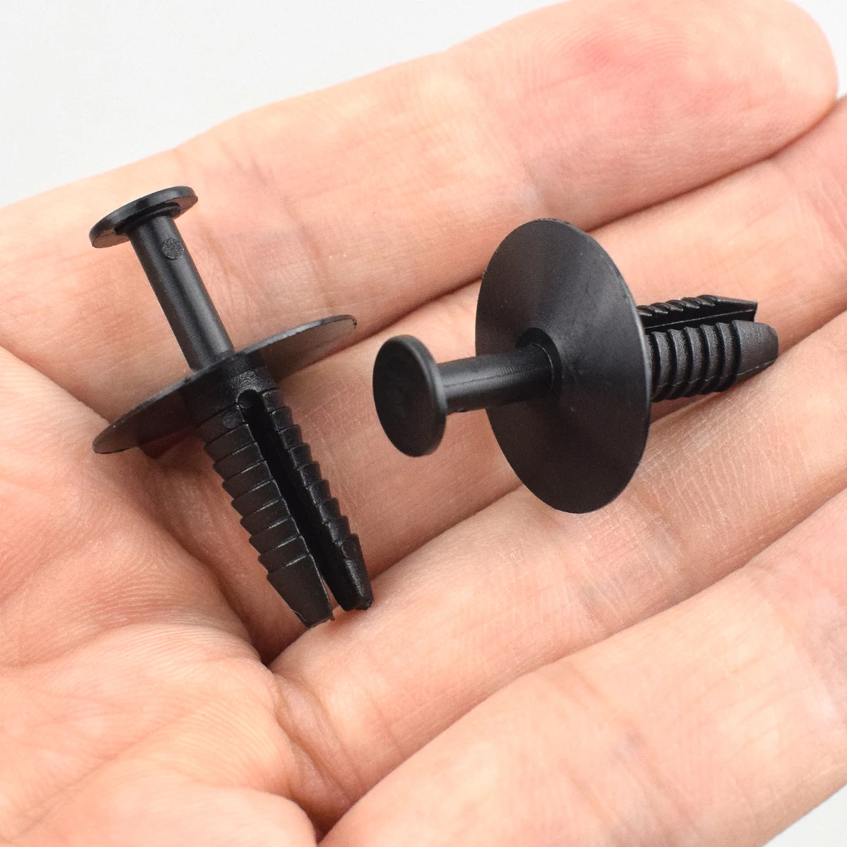 Clips retenedores BMW Serie 3 5 7 OEM 51118174185 - parachoques y guardabarros - imagen 4
