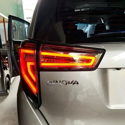 Pilotos traseros LED dinámicos Toyota Innova 2016-2020