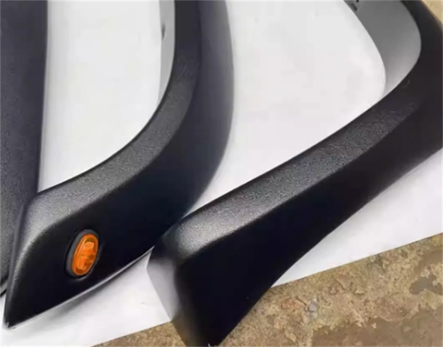 Protectores de pasos de rueda para Toyota Tundra 2014-2020 - imagen 3