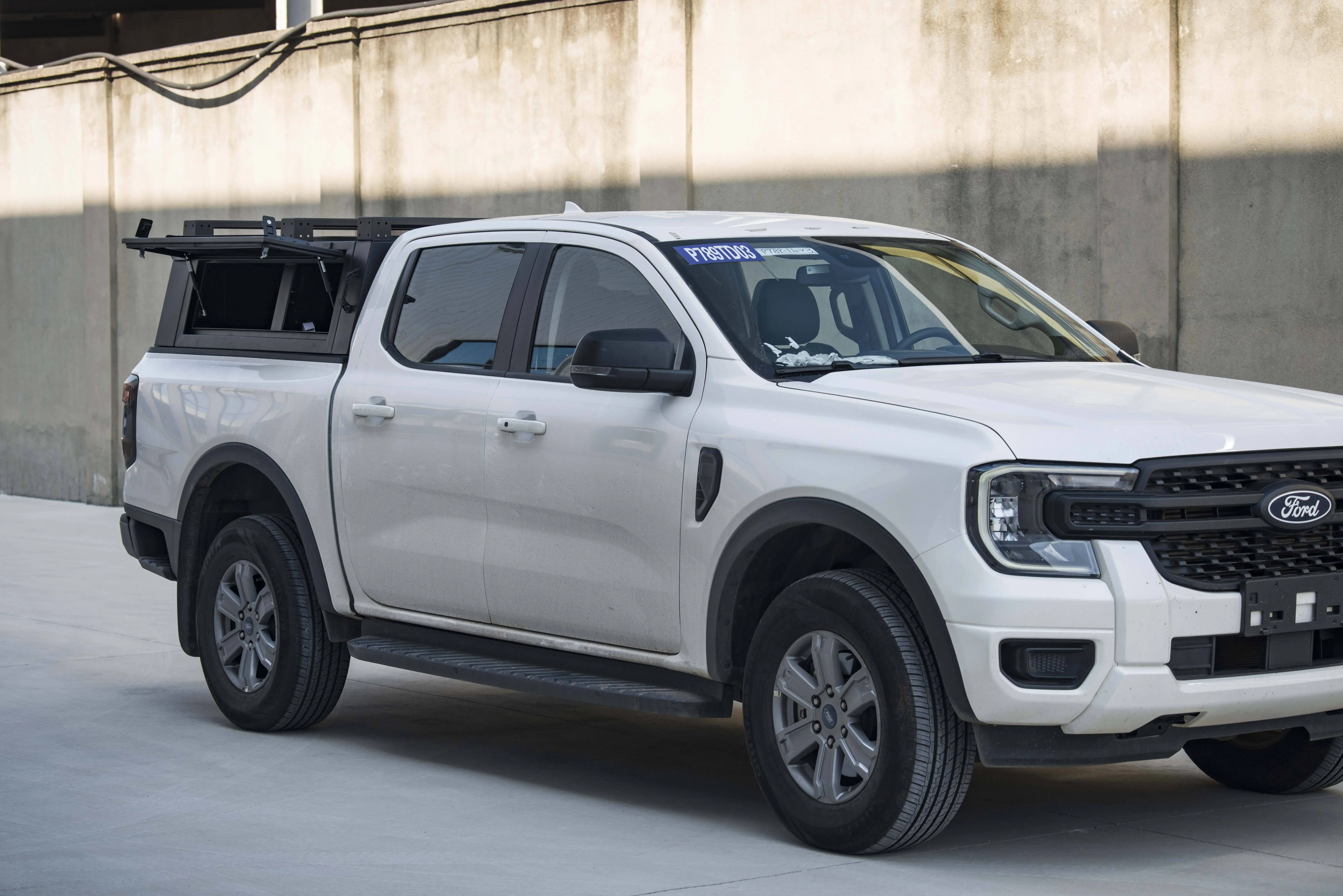 MN-Steel tapa dura estanca de aluminio con bloqueo para camioneta - imagen 5