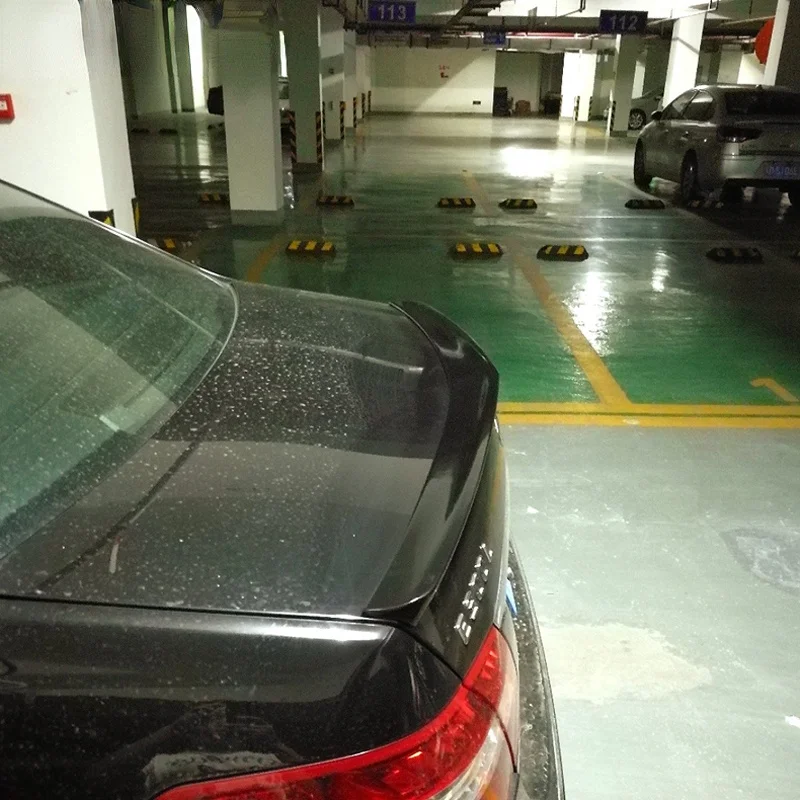 Alerón tapa maletero ABS Mercedes Clase E W212 Sedan - imagen 5