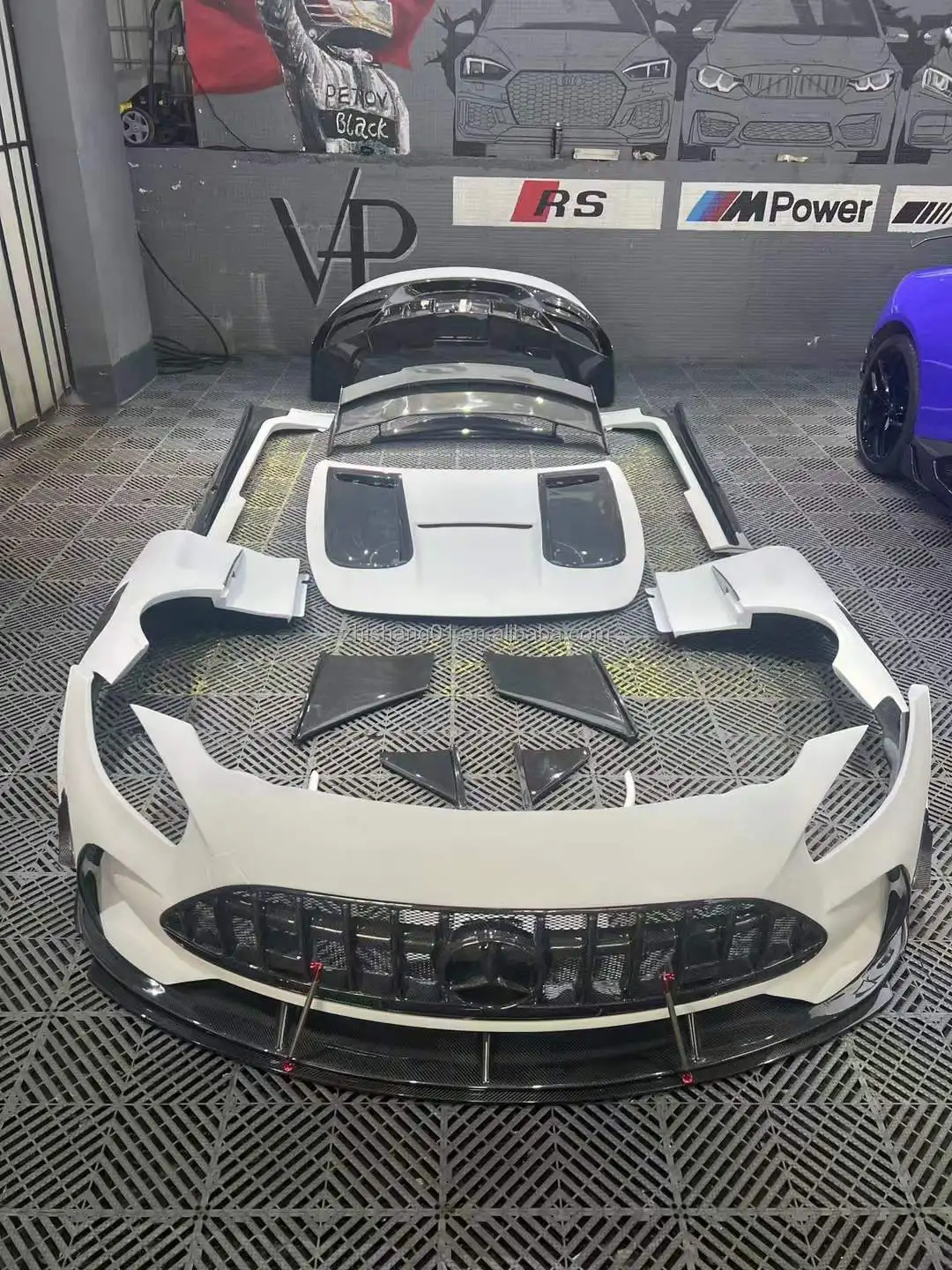 Detalle frontal estilo BS