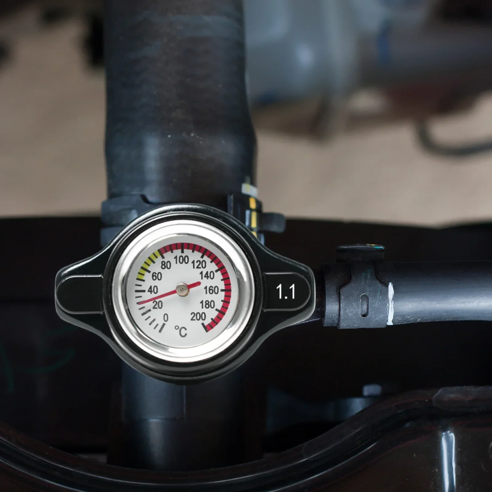 Tapa radiador termo roja con medidor temperatura – Universal - imagen 5