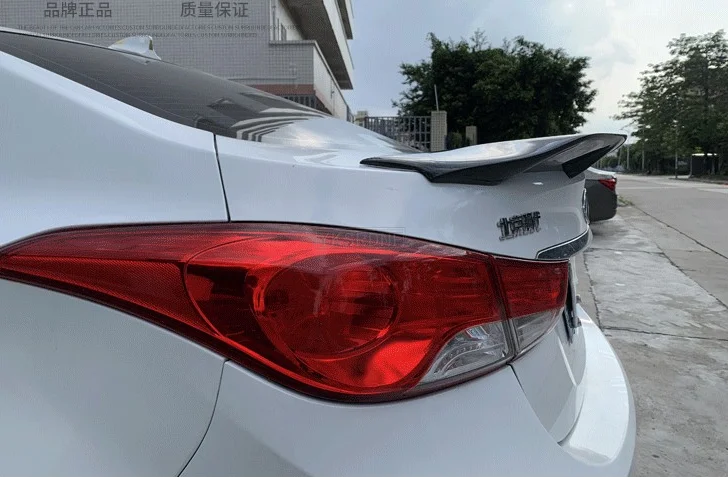 Alerón trasero fibra carbono Hyundai Elantra 2012-2015 - imagen 5