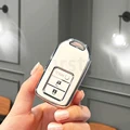 3B button white