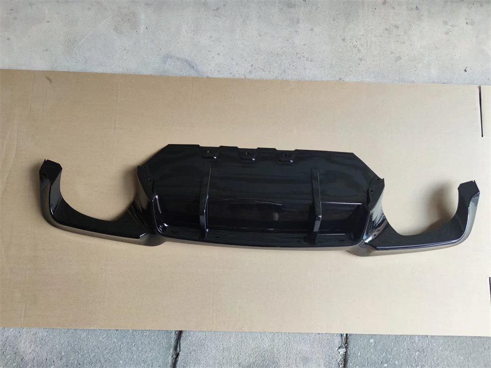 Acabado de la pieza para BMW F10 M5