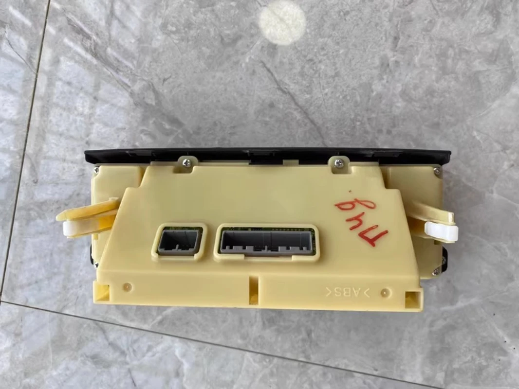 Interruptor control aire acondicionado Mitsubishi Pajero V97 V93 V87 - imagen 3