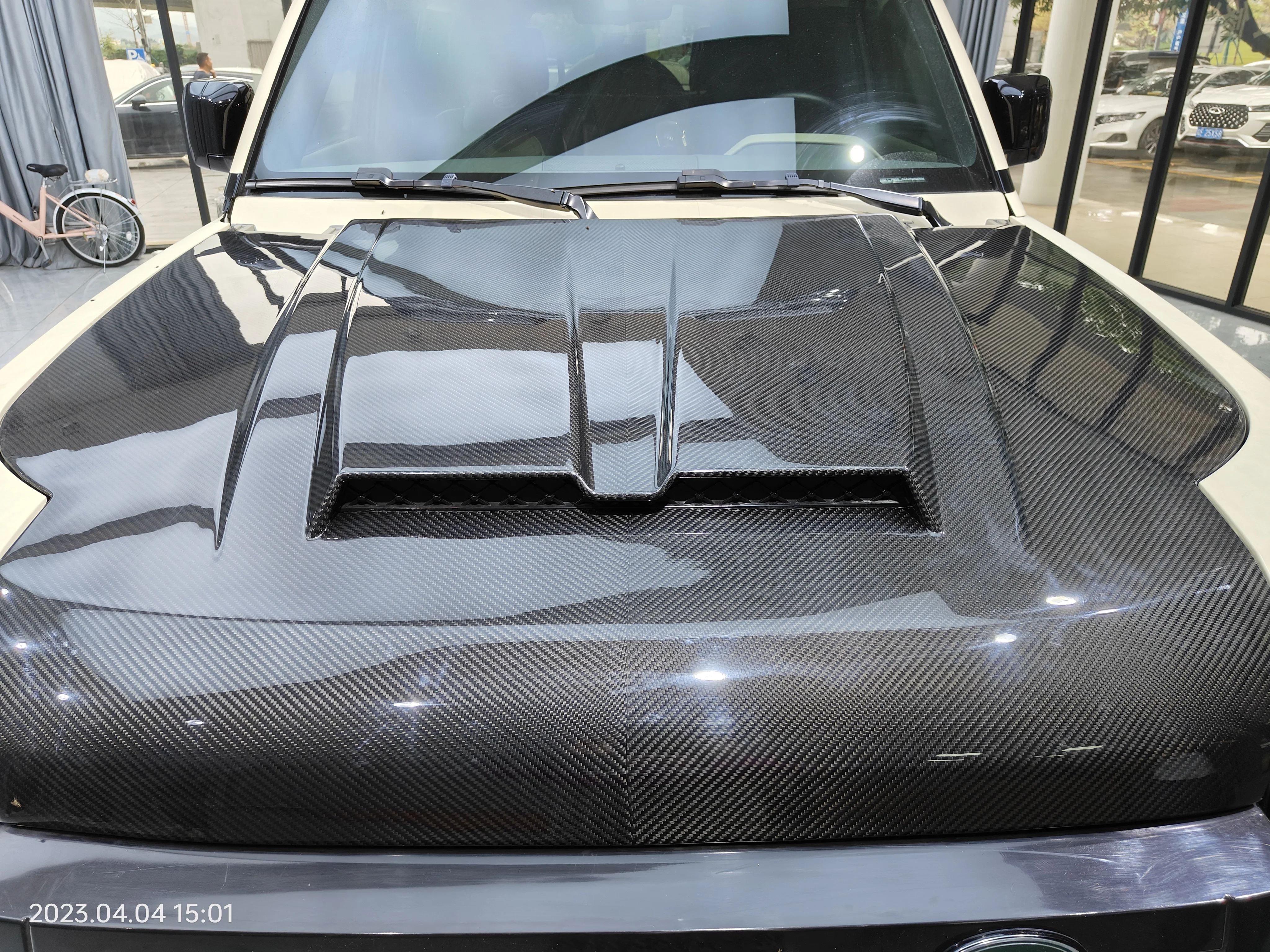 Capó fibra carbono SVR para Land Rover Defender - imagen 3