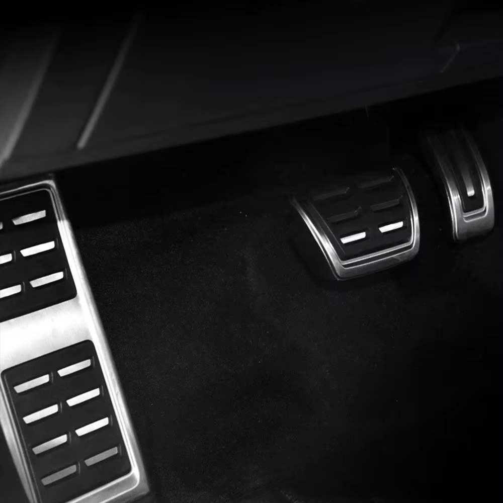 Cubrepedales de acero inoxidable VW T-Roc, T-Cross y Golf 8 - imagen 2