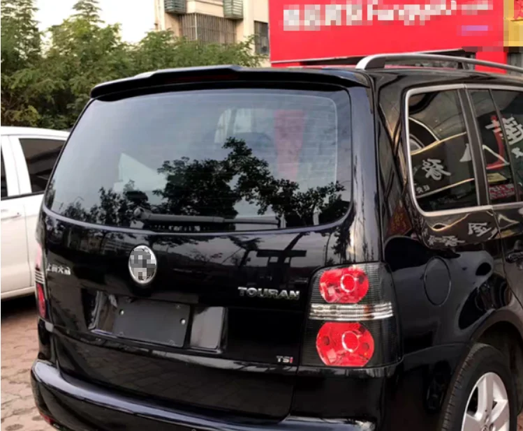 Alerón trasero ABS para VW Touran 2008–2015 en color - imagen 3