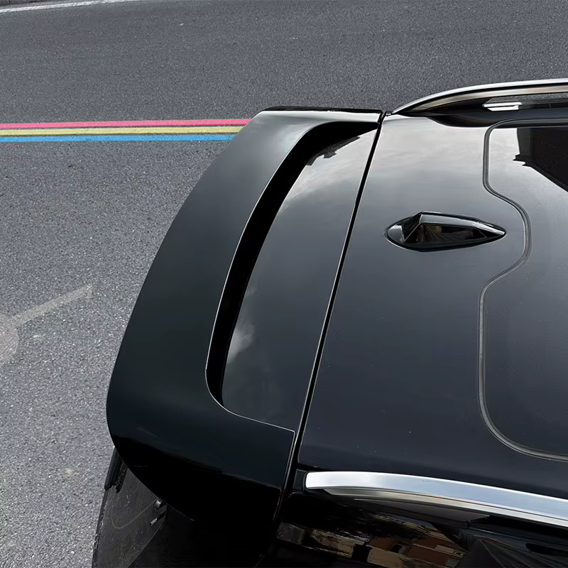 Alerón trasero negro de carbono para BMW X7 G07 M Sport 2019+ - imagen 3